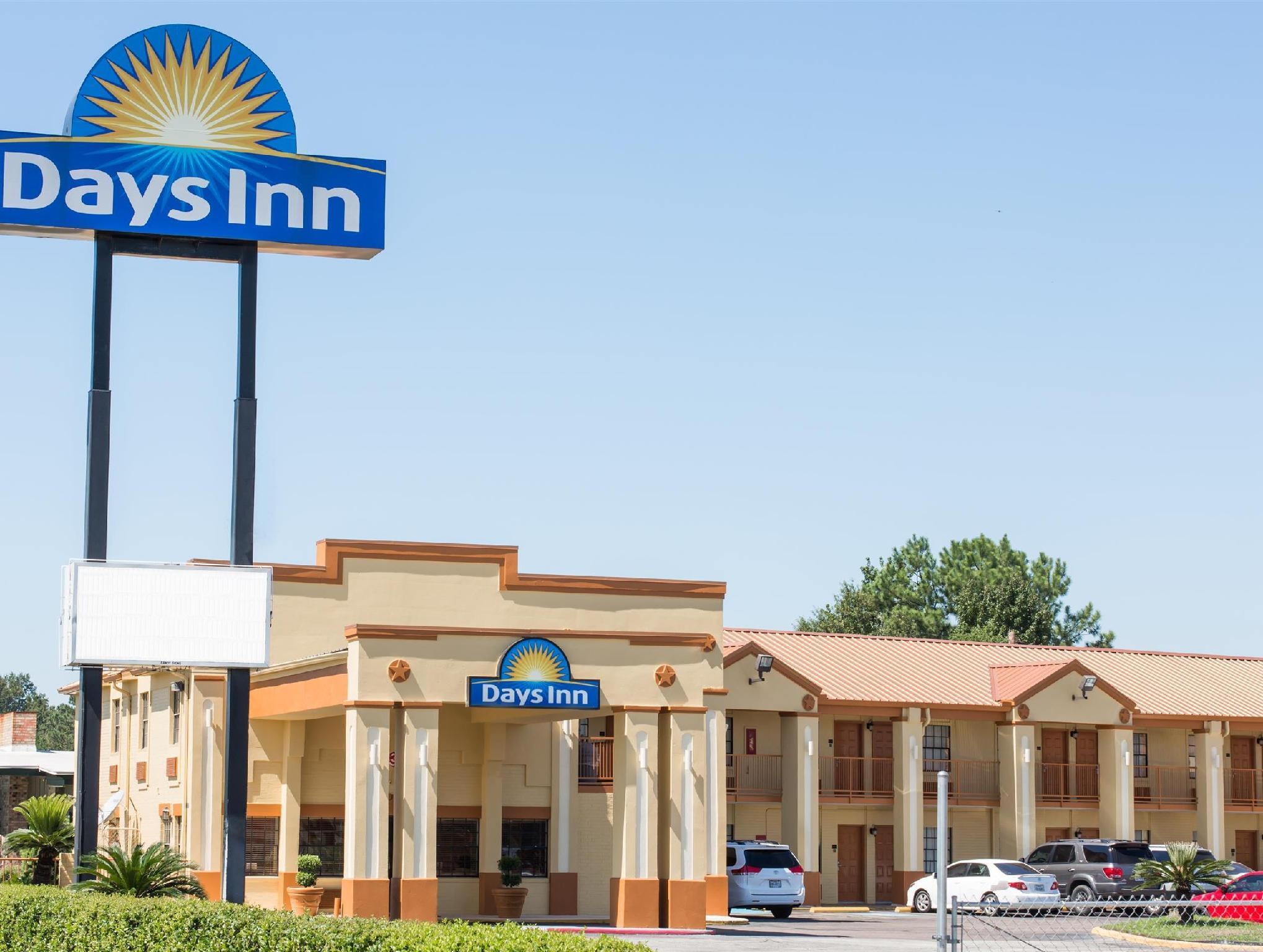 Days Inn By Wyndham Orange Exterior photo